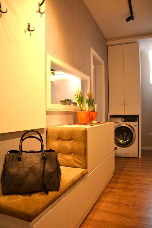 Central Comfy Apartment Tirana Exterior foto
